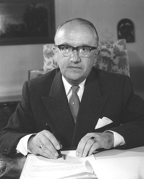 Porträt von Walter Hallstein